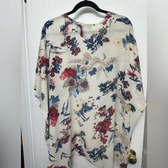 Louve Bird Pattern Open Tunic - Picture 14 of 14